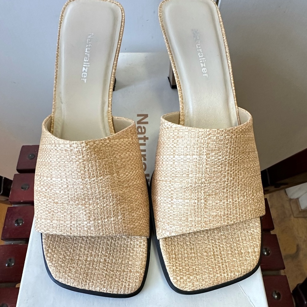 Naturalizer Heels
